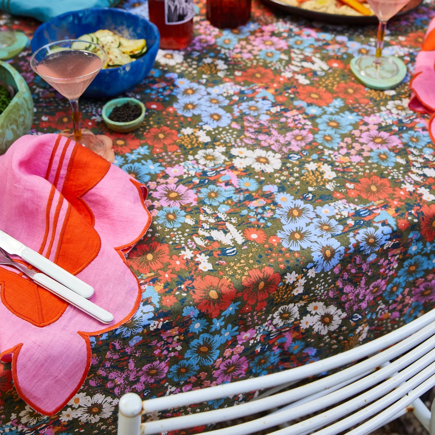 MEADOW TABLE CLOTH